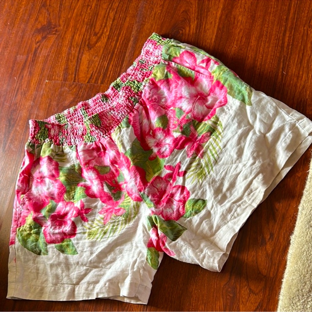 Margaritaville 100% linen elastic Floral Pink and Green Women's Shorts size XL
